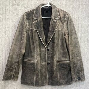 Q.U.E. Genuine Lamb Skin Jacket Blazer Sz M Embossed Button Up Boho Leather